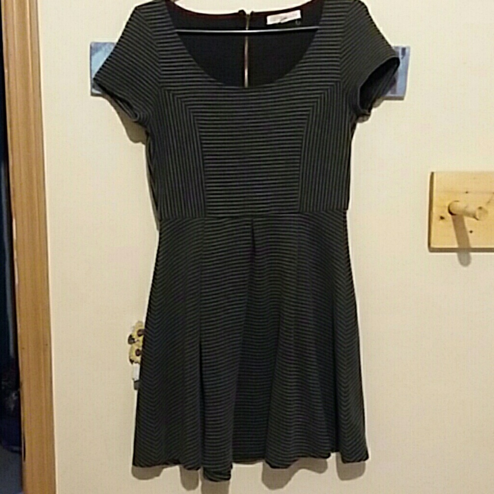 Rewind thigh/ knee length dress